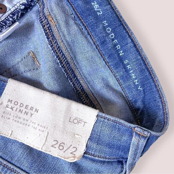 LOFT ANN TAYLOR NWT the modern skinny low rise in Light wash - Picture 6 of 7